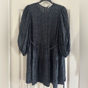 Abercrombie & Fitch Dress Size M Gray Black Leopard Mini Dress Belted Waist